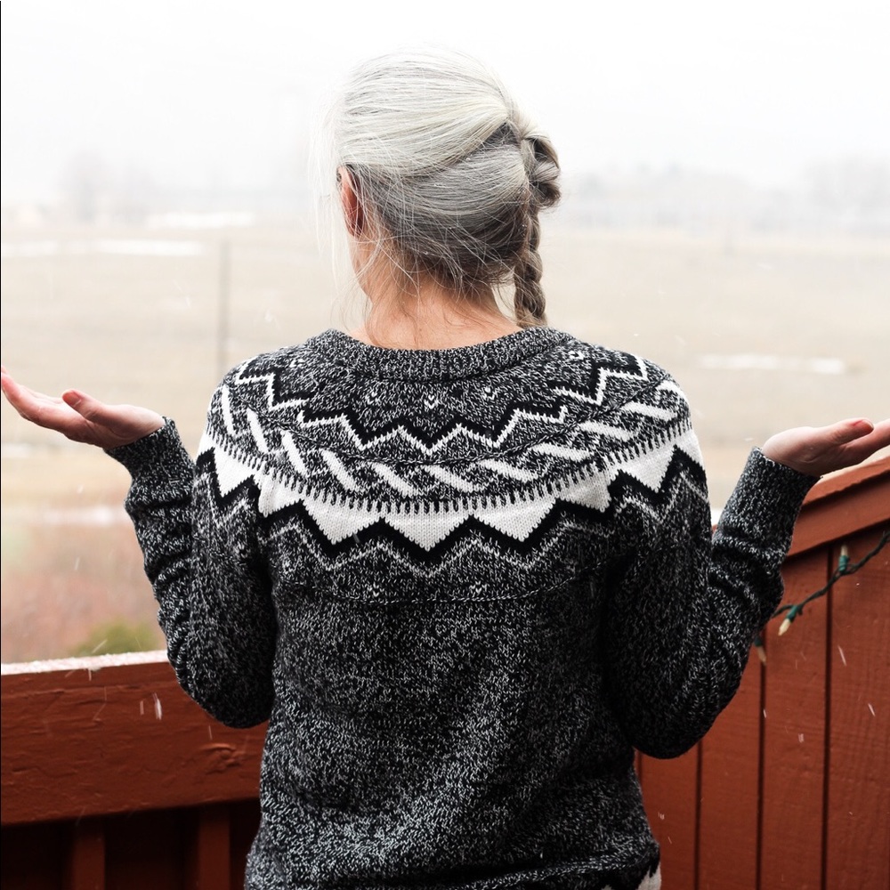 Old Navy Sweater